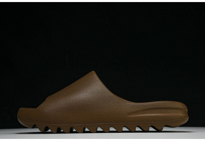 ye**ezy slide  fz5896