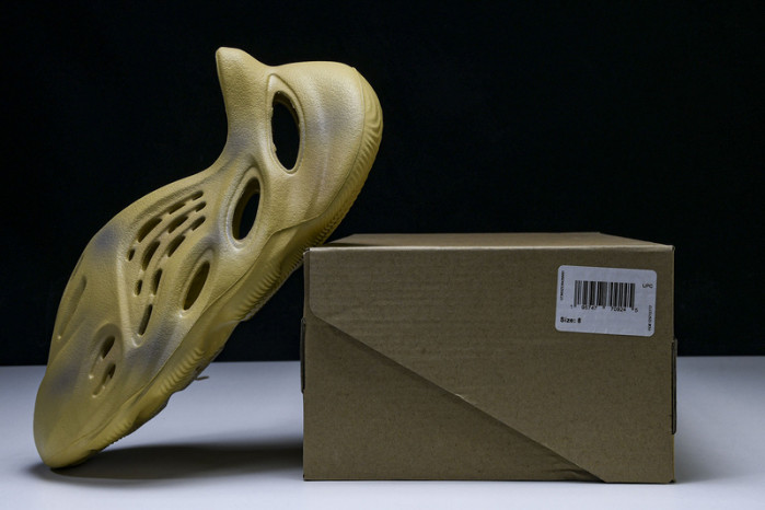 ye**ezy slide gv6843